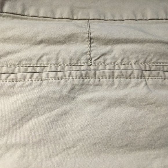 Beige / khaki / tan chino shorts (cotton) - Picture 3 of 6